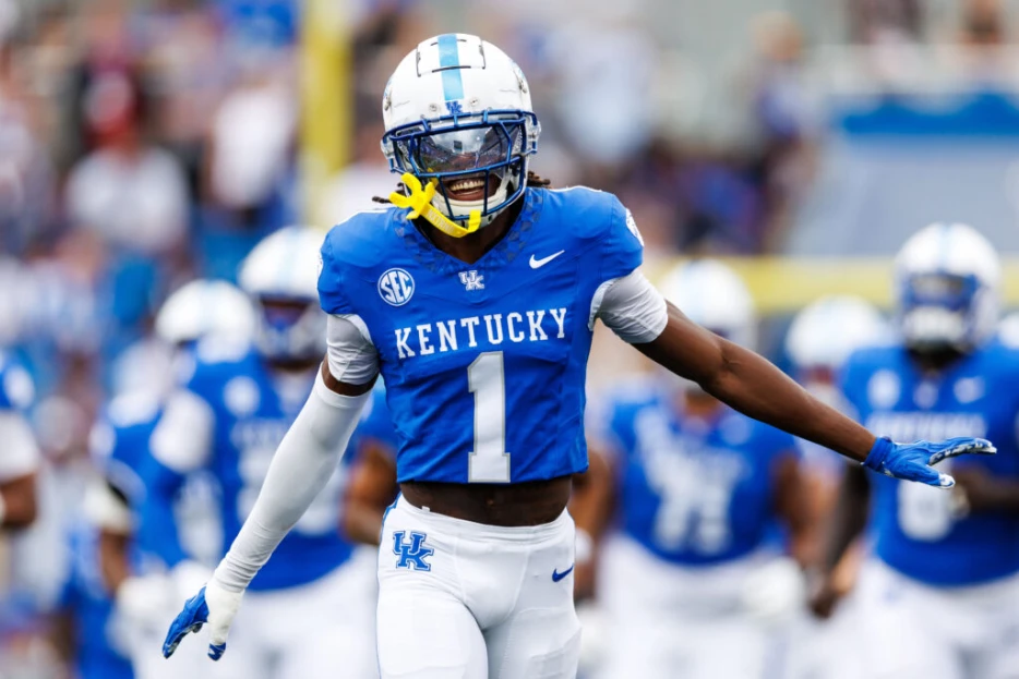 Bills Sign Round 1 CB Maxwell Hairston