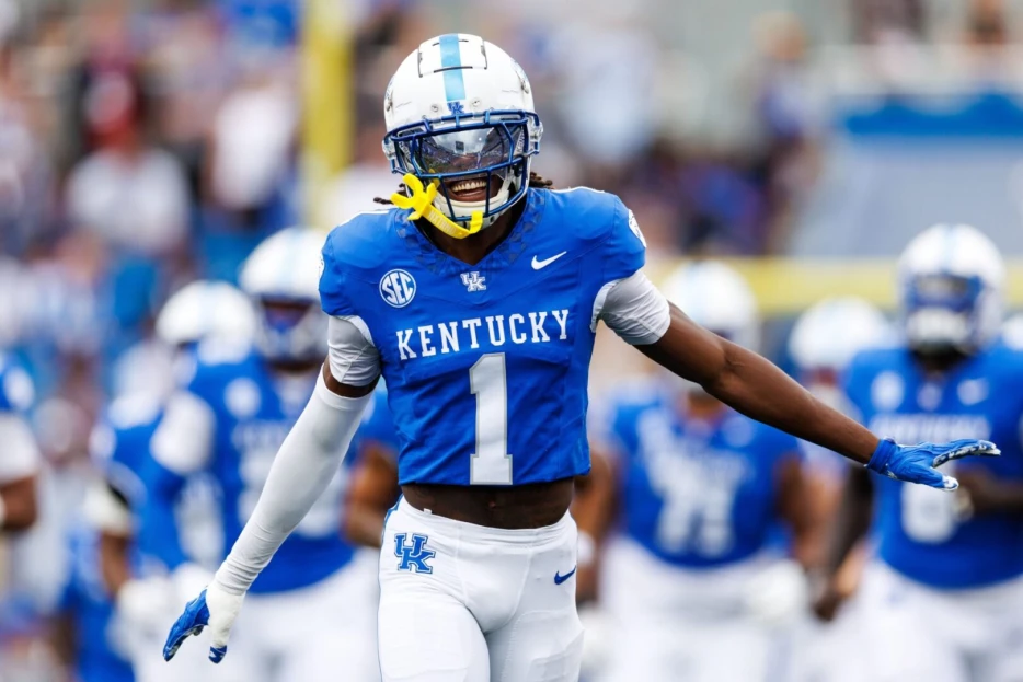 Bills Sign Two Picks Including First-Round CB Maxwell Hairston