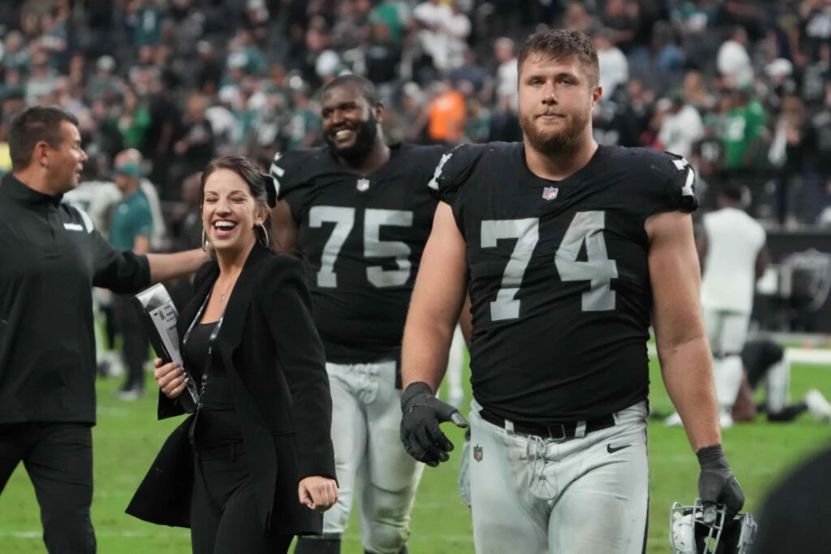 OT Kolton Miller Wants To Spend Rest Of Career With Raiders