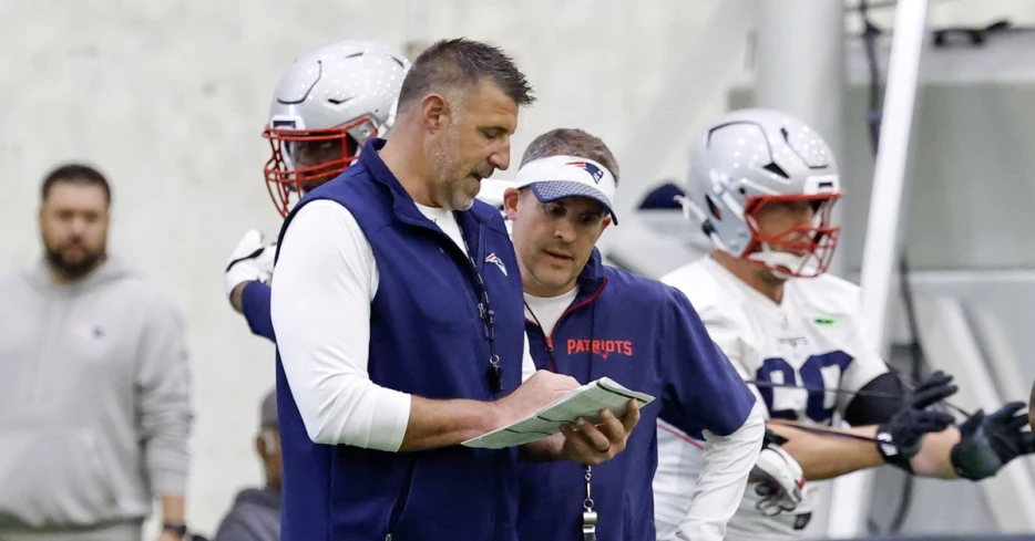 Patriots reportedly add personnel analytics coordinator to Mike Vrabel’s staff