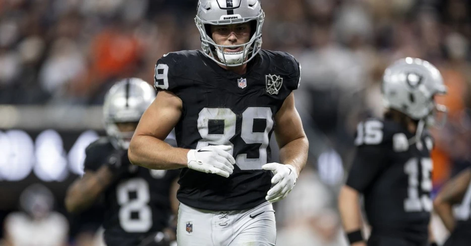 Raiders draft 2024: Bowers or Nix?