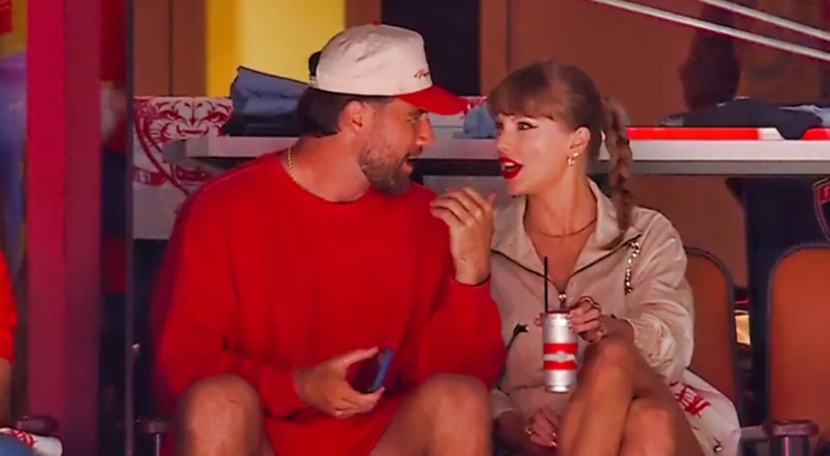 Travis Kelce Was Risking A Very Inappropriate Wardrobe Malfunction That Had Taylor Swift Fans Cringing During Their Appearance On Live TV At Stanley Cup Finals