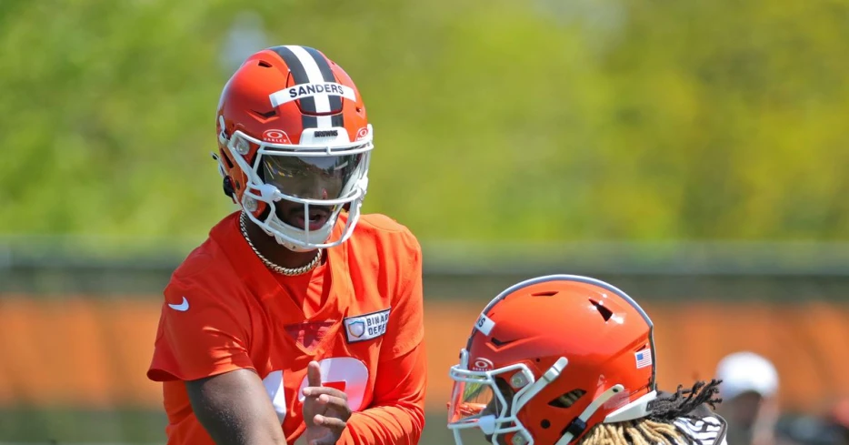 WWE Star has some advice for rookie QB Shedeur Sanders