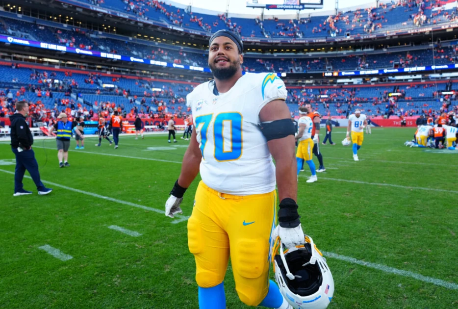 LT Rashawn Slater Expects To Sign Chargers Extension