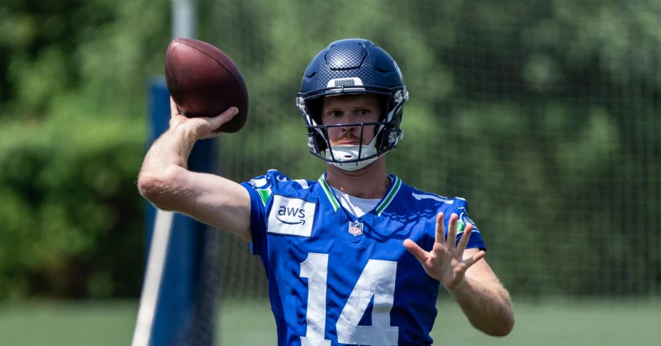 Pre-Snap Reads 6/15: How is Sam Darnold doing in Seahawks offense?