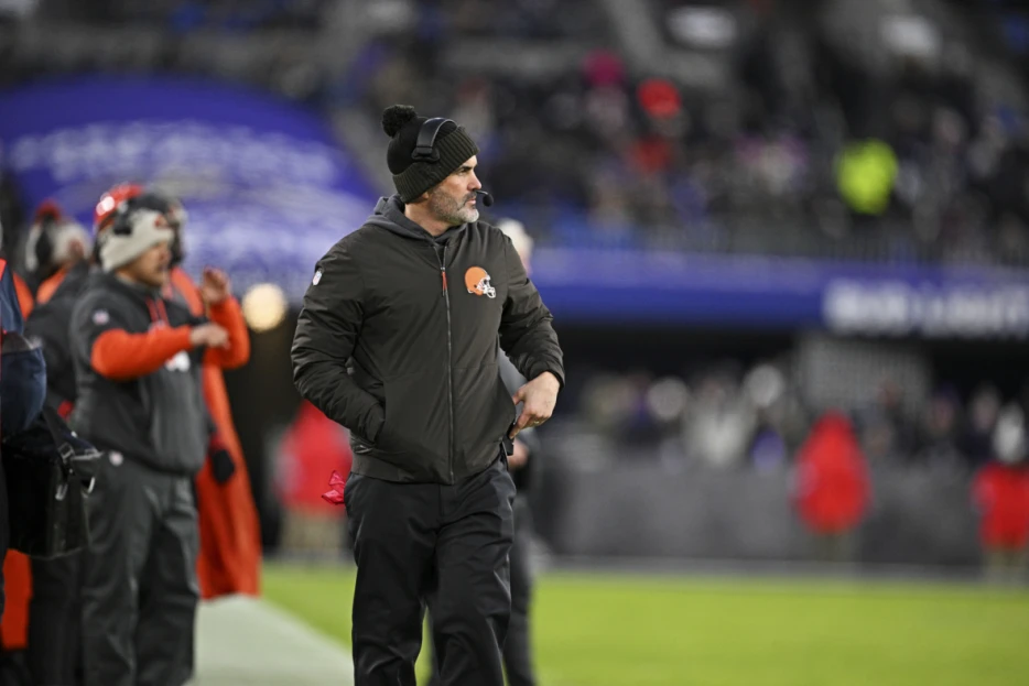 Cleveland Browns could take extremely unconventional route at quarterback
