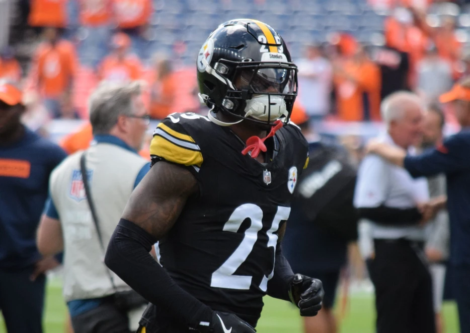 DeShon Elliott Reacts to Contract Extension with Steelers