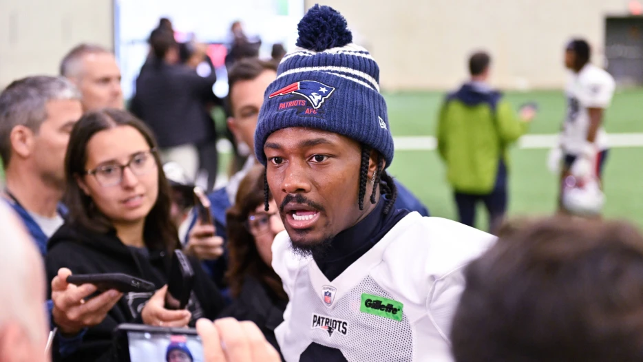 Patriots Fans Will Love Stefon Diggs’ Latest Post: ‘Work Is Taking Precedence’