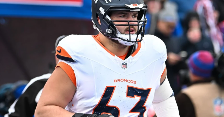 Broncos OL Alex Palczewski gives the Broncos a versatile backup along their offensive line