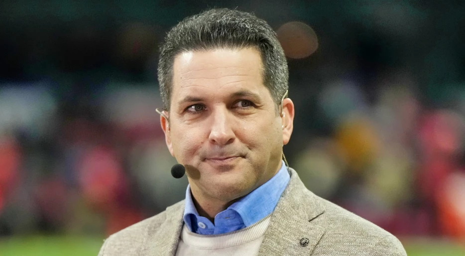 ESPN’s Adam Schefter Announces New Job With Another Major Sport