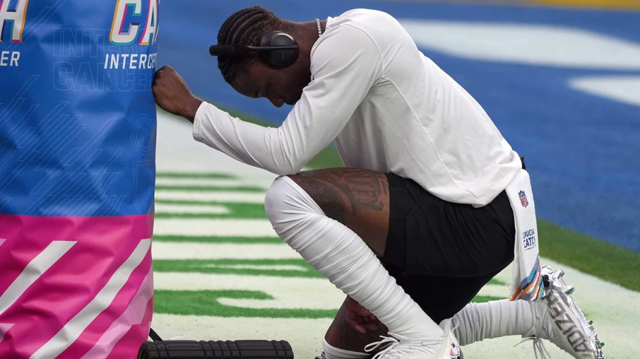 Former NFL wide receiver Henry Ruggs sends message to victim’s family after special prison release