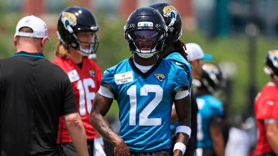 Liam Coen: Travis Hunter has worked hard at getting this stuff right