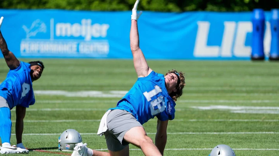 Lions sign third-round pick Isaac TeSlaa