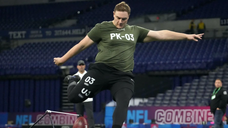 Reactions: New York Jets Sign Absolute Unit 250-Pound ‘Thiccer Kicker’ Harrison Mevis After Lights-Out UFL Season
