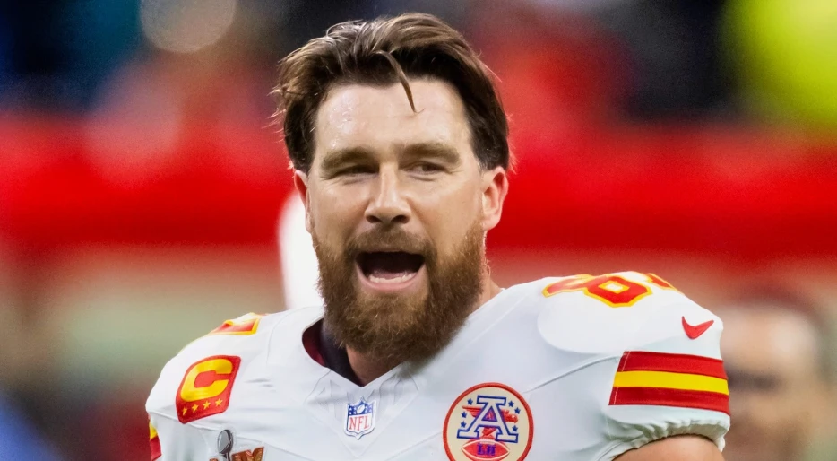 Travis Kelce Showing Off His New And Improved Game Look Is Going Viral At Mandatory Minicamp