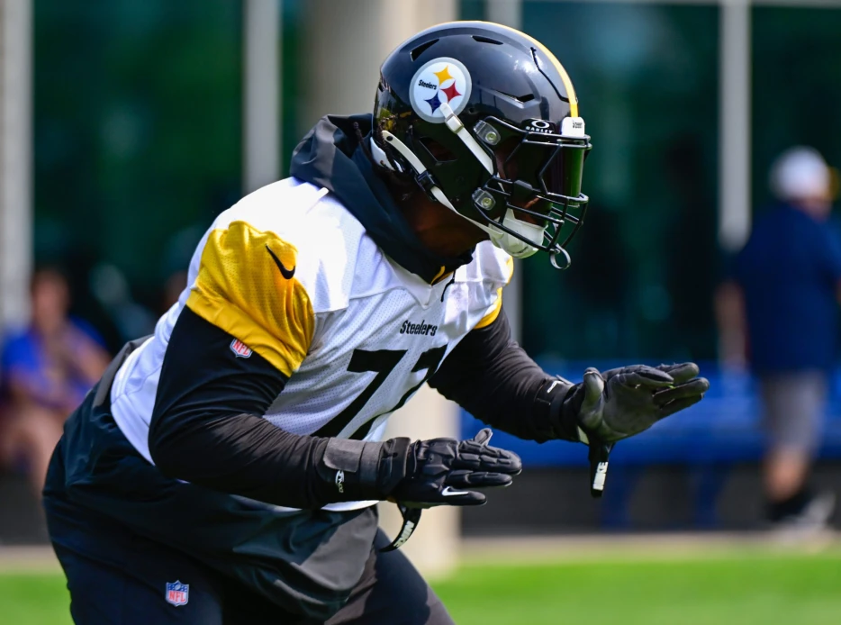 Why This is a Make-or-Break Season for Broderick Jones