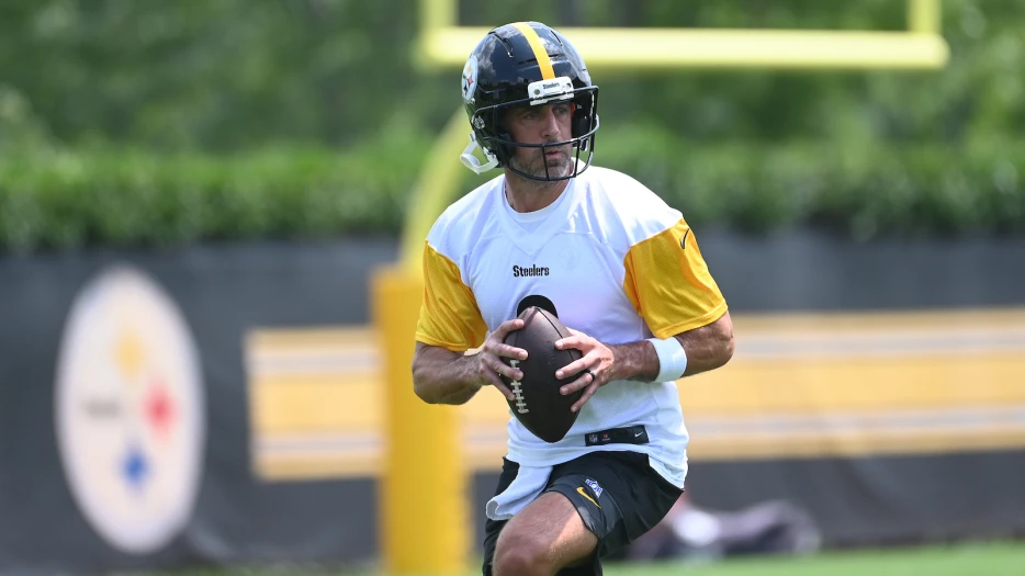 Aaron Rodgers Apparently Hated The Offense The Jets Were Running, Which Was Installed By His Handpicked OC/BFF Nathaniel Hackett