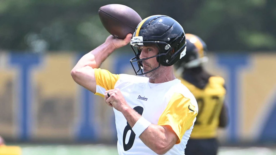 Steelers QB Aaron Rodgers’ ‘awareness’ blasted by analyst