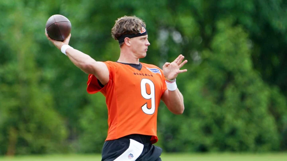 Peyton Manning changed Joe Burrow's mind about appearing on the Quarterback series