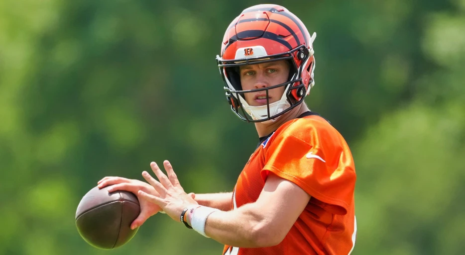 REPORT: Joe Burrow’s Father Allegedly Won A Total Of $400,000 Betting On His Son