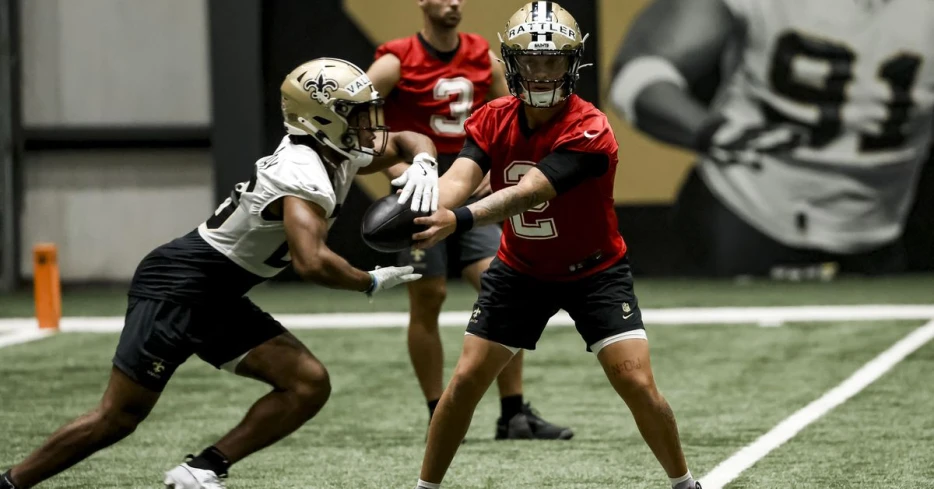 Saints waive RB Xazavian Valladay