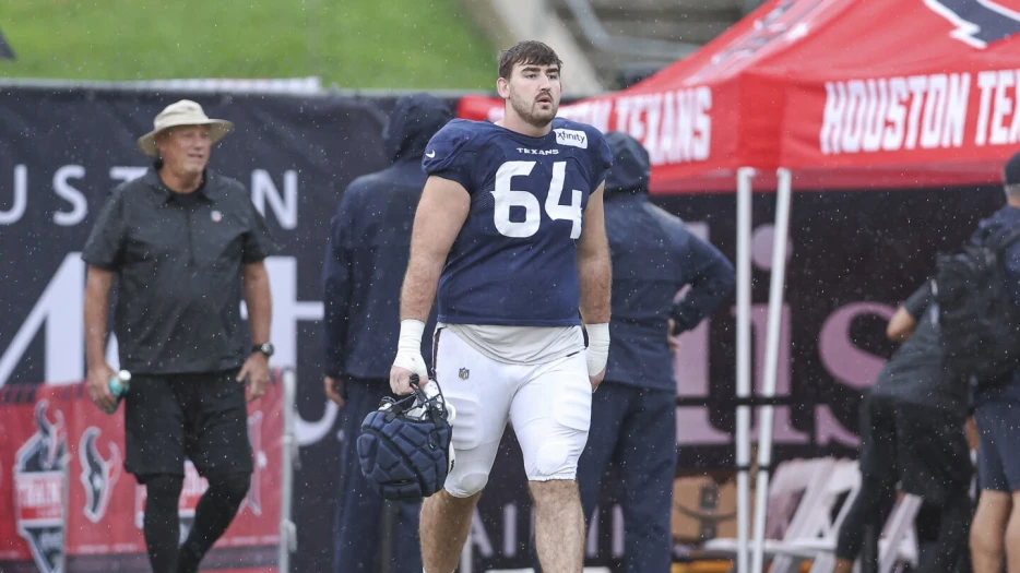Steelers sign OL Nick Broeker