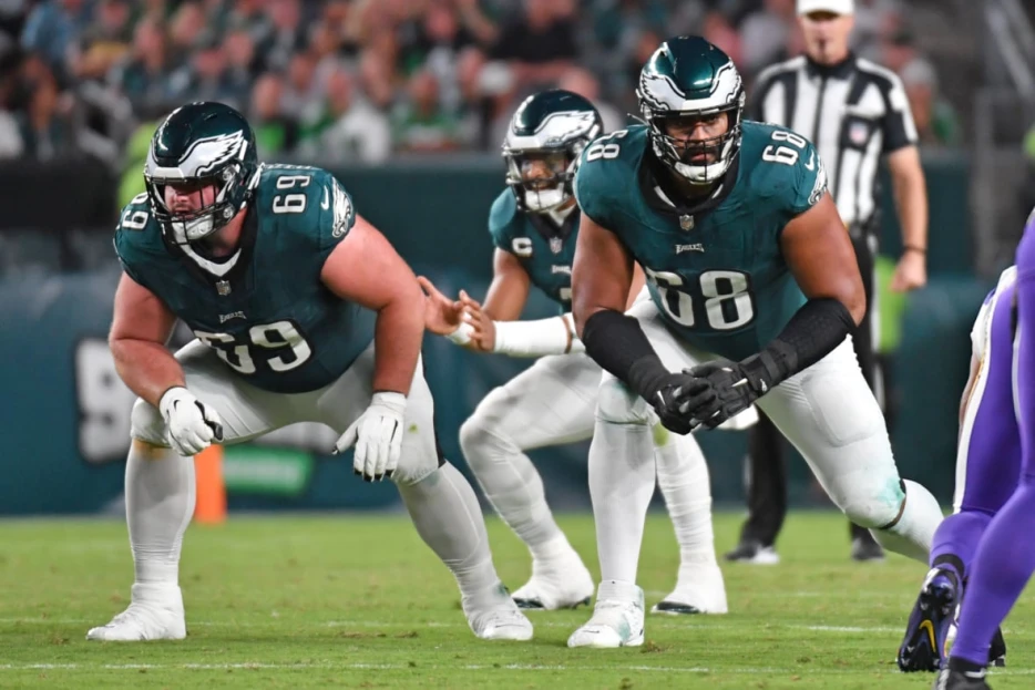 Best NFL offensive lines 2025: Ranking 10 best offensive lines in NFL right now