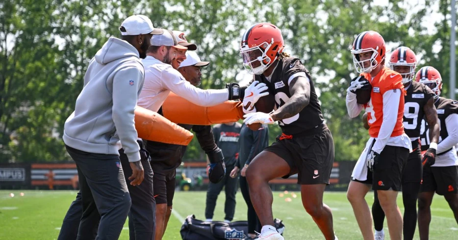 Browns: Where does the running back group rank on PFF’s Top 32 list?