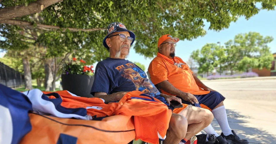 Horse Tracks: How will you spend your summer NFL break?