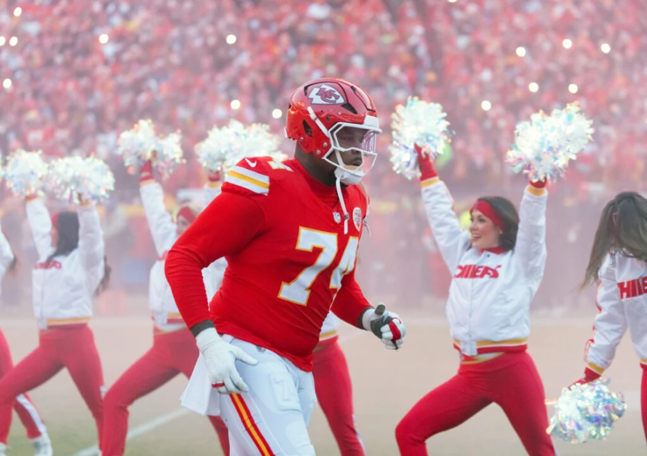 Jawaan Taylor Not Certain To Retain Chiefs’ Starting RT Job; Latest On Team’s LG Battle