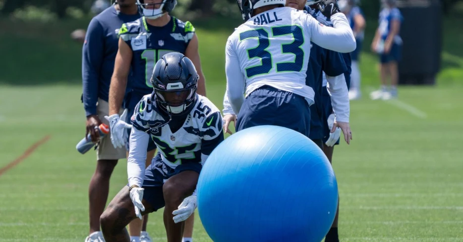 Pre-Snap Reads 6/21: Who will start at CB for our Seahawks?