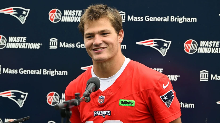 Patriots send message to Drake Maye, wife after life-changing event