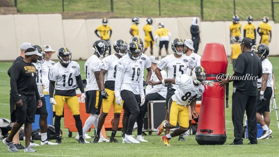 Cameron Heyward Lauds Antonio Brown’s Work Ethic: ‘Took It To A Totally Different Level’