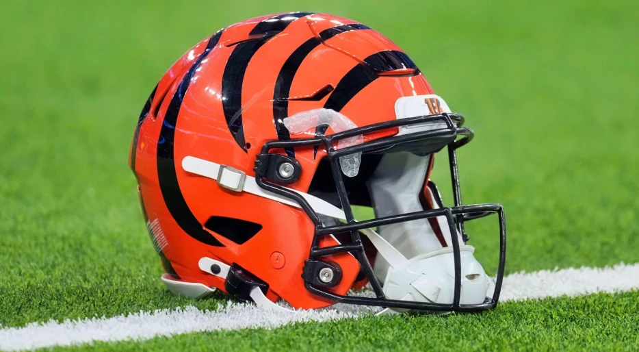 “I Thought I Was A Real Tiger”: Social Media Erupts in Laughter Over Legendary Bengals QB’s Shocking CTE Confession