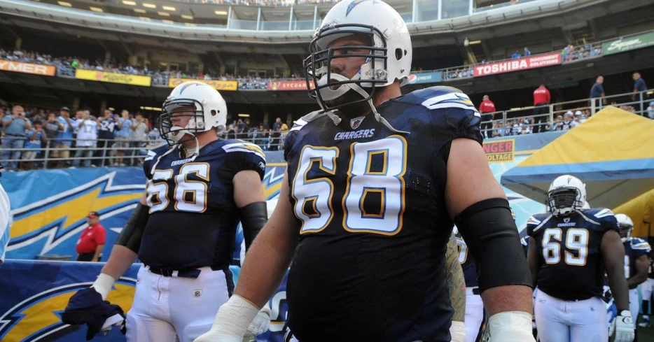 Los Angeles Chargers All Quarter Century Team: Offensive Guard No. 1