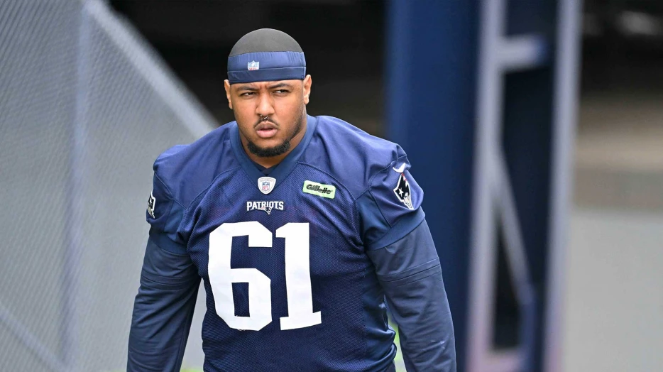 Patriots cut rookie defensive tackle