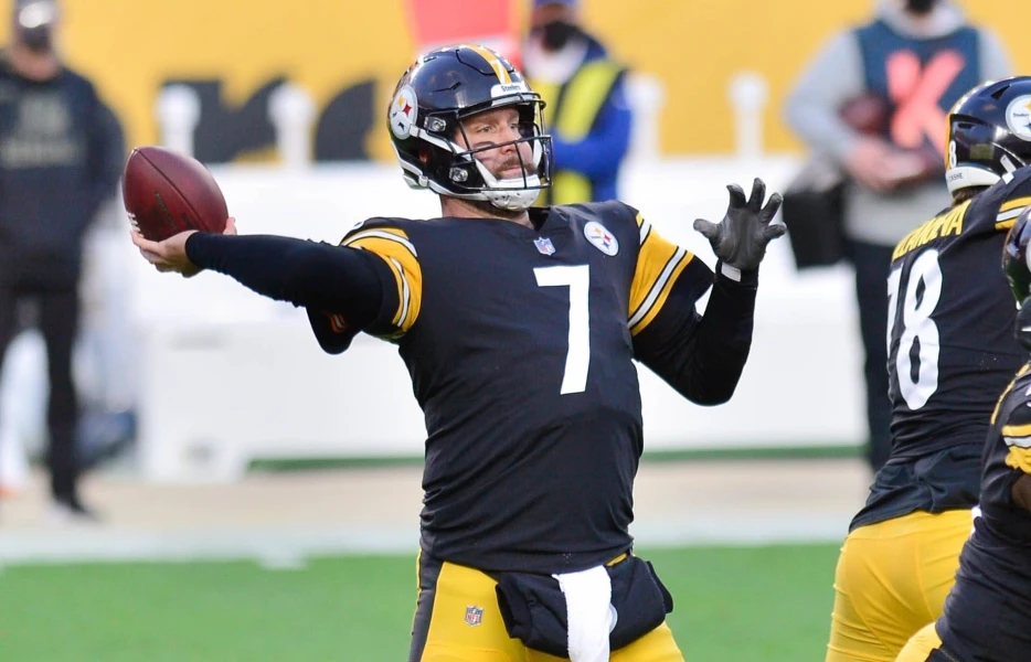Big Ben Reacts to Aaron Rodgers Being on Verge of Breaking His Passing Record