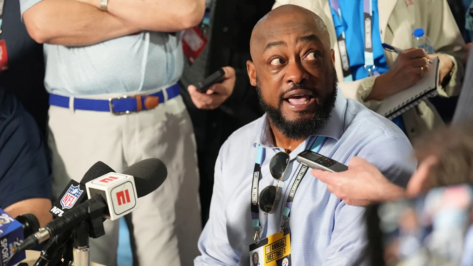 Mike Tomlin’s leadership put into question by Steelers legend