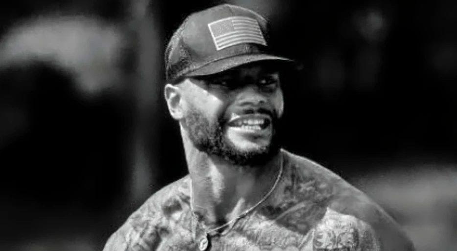 PHOTO: Dak Prescott Putting The Entire NFL On Notice With His New Shredded Body For The 2025 Season