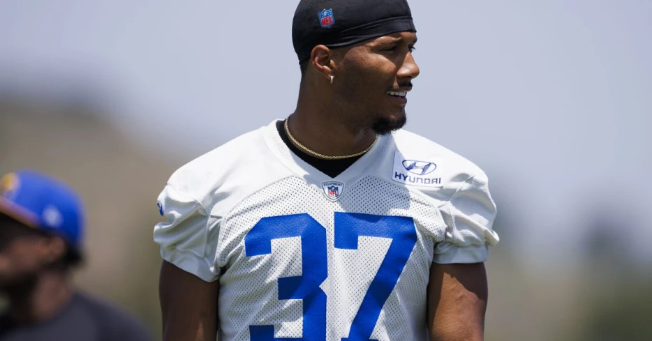 Rams suggested to extend Quentin Lake
