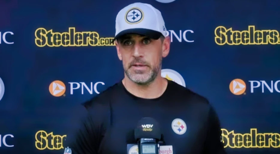 Aaron Rodgers Is Already Calling The Shots &amp; Telling The Steelers’ Front Office What To Do