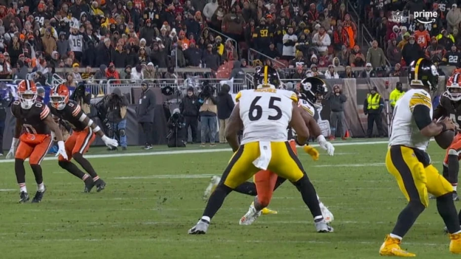 Steelers Roster Turnover – Dan Moore Jr., Larry Ogunjobi, Ryan Watts