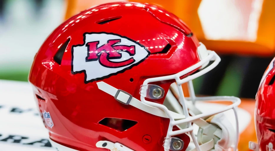 Kansas City Chiefs Mourn The Loss Of Legendary Running Back