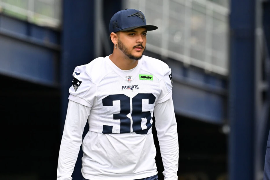 Patriots Kept K Andy Borregales From Falling To Ravens