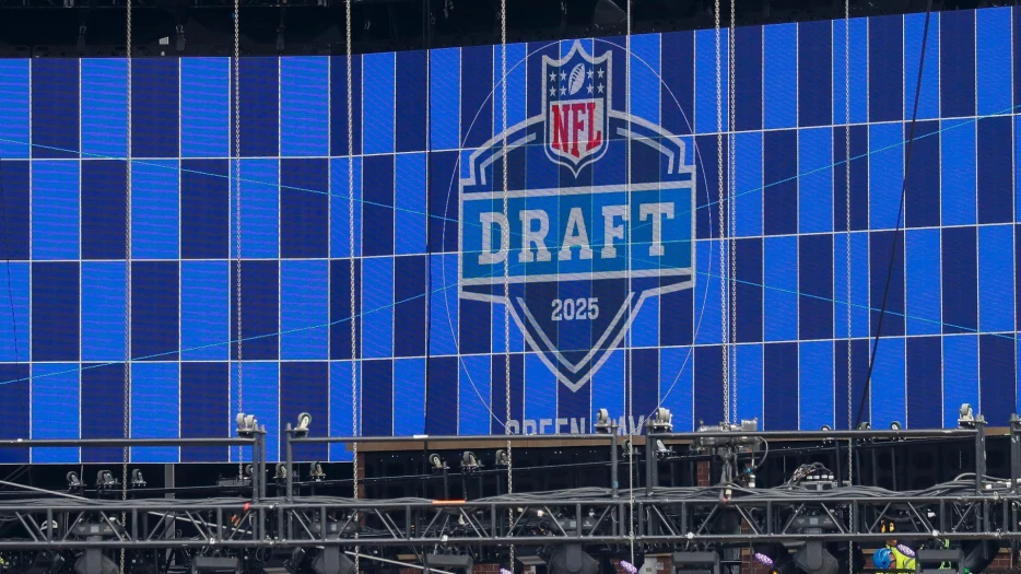 Patriots Land Playmaker In ESPN’s Super Early 2026 Mock Draft