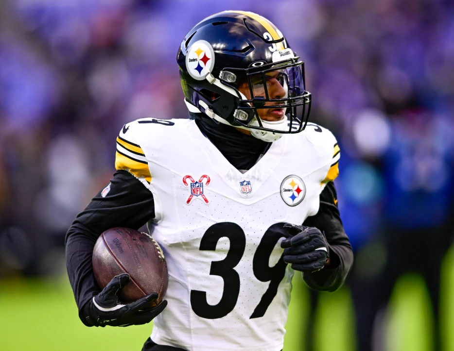 Steelers Ship Out All-Pro Safety Minkah Fitzpatrick in Blockbuster Trade with Dolphins