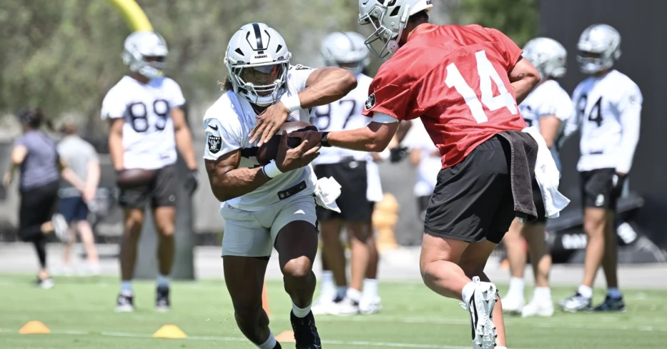Do the Raiders have the running backs to revive the run game?