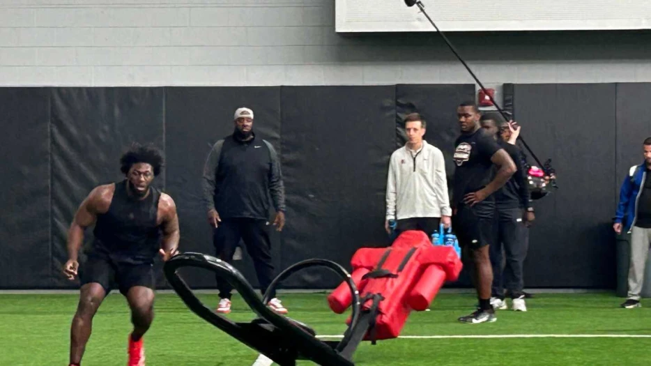 Falcons rookie edge rusher Jalon Walker is proving &quot;easy to coach&quot;