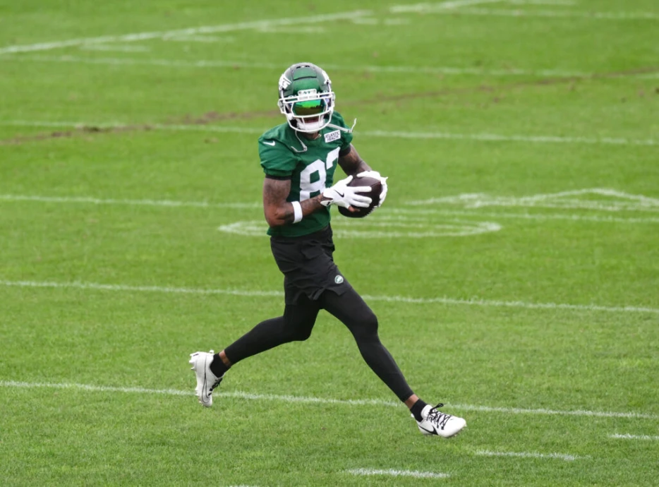 Josh Reynolds Leading Jets’ WR2 Battle