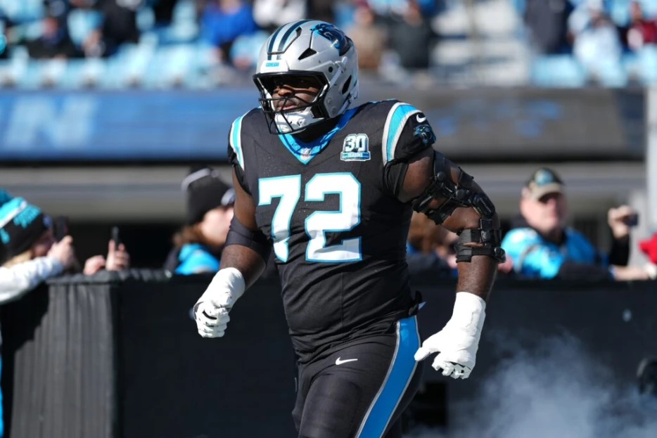 RT Taylor Moton Hopes To Finish Career With Panthers